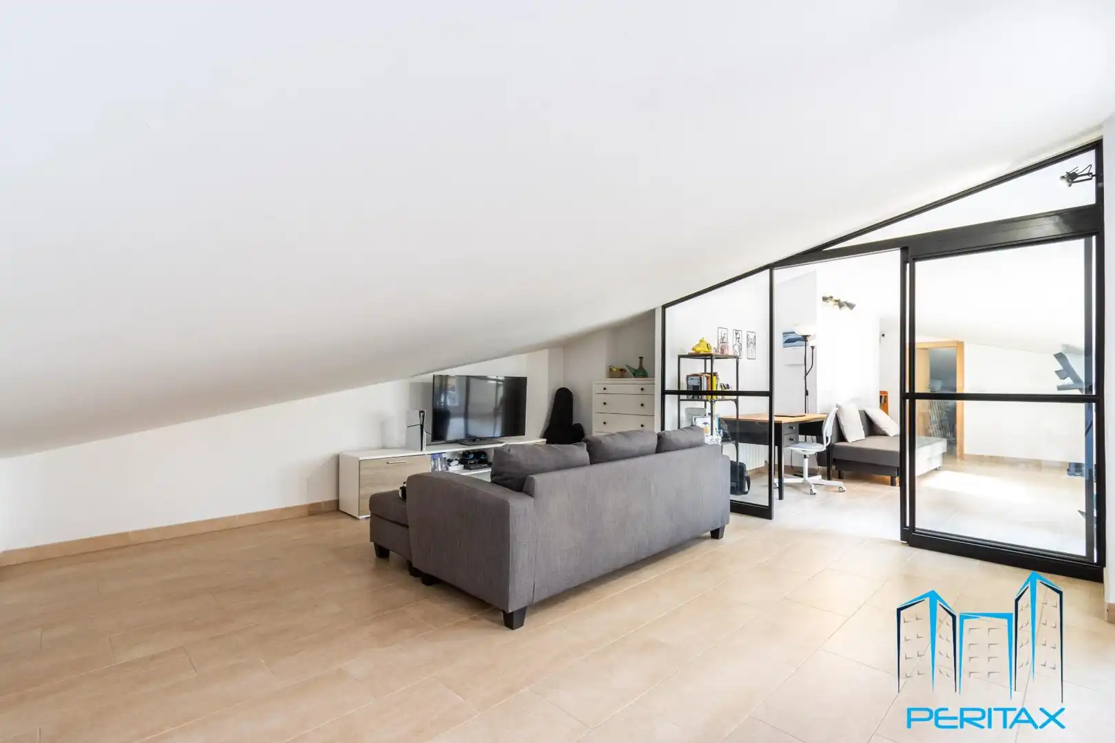 Penthouse with terrace for sale in Carrer de les Tres Creus, imagen 35