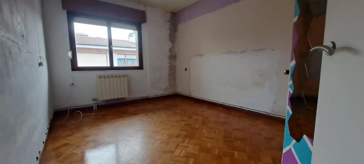 Bedroom of Flat for sale in Llanera  with Heating, Parquet flooring and Terrace