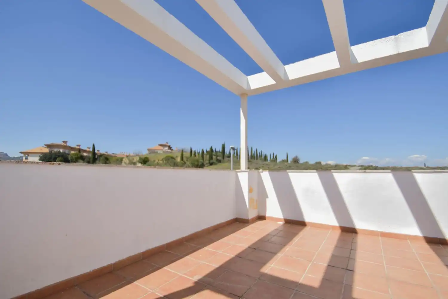 Terrassa de Casa adosada en venda en Las Gabias amb Terrassa i Piscina comunitària