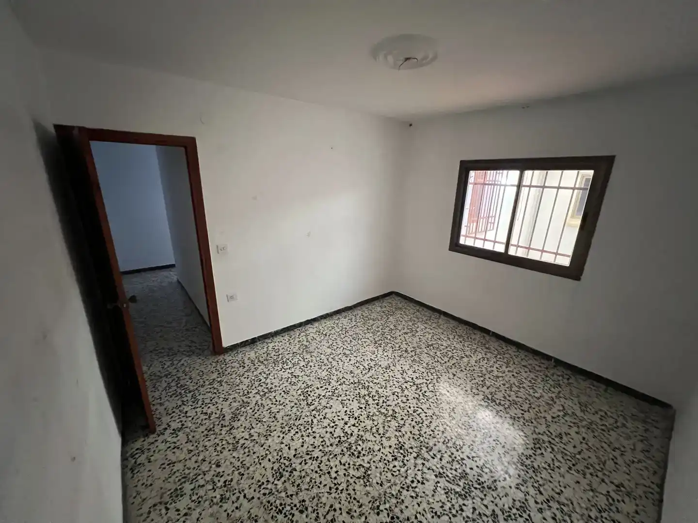 Casa adosada en venda en Guadix amb Traster i Balcó
