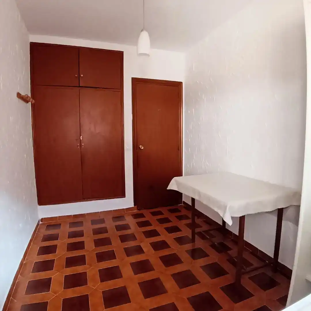 Dormitori de Pis en venda en  Granada Capital