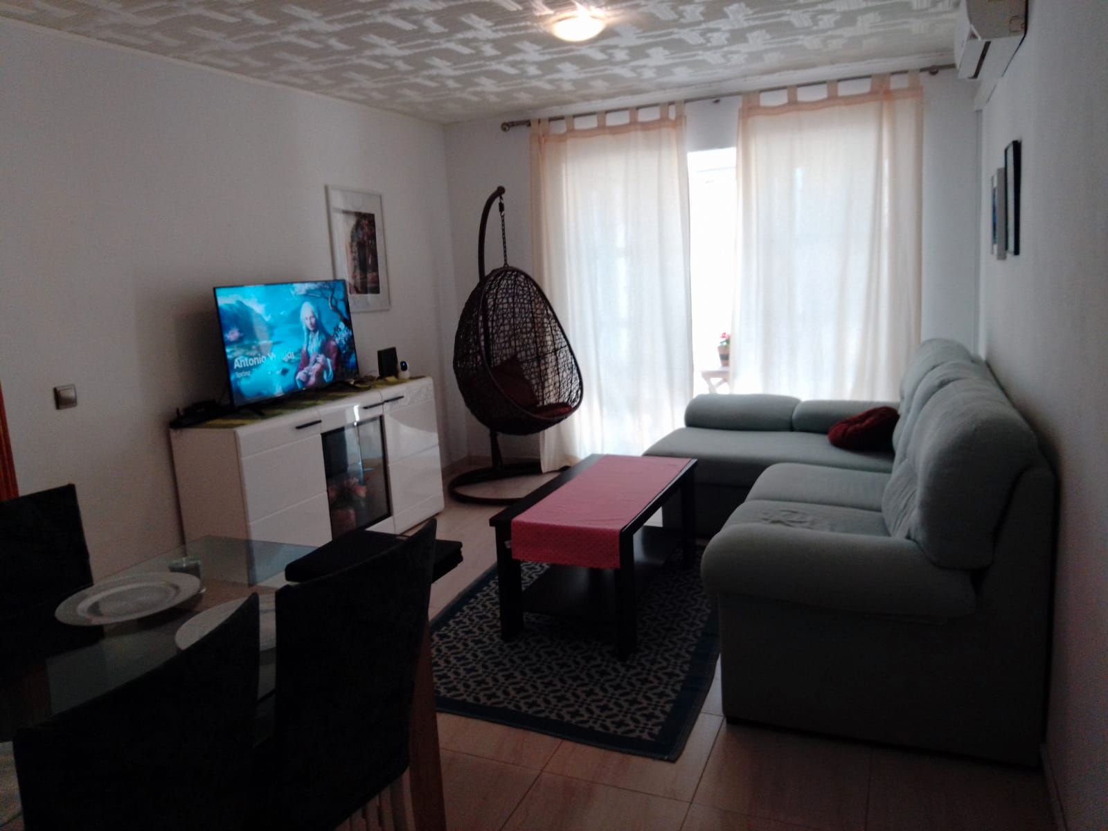 Sala de estar de Piso en venta en Roquetas de Mar con Amueblado