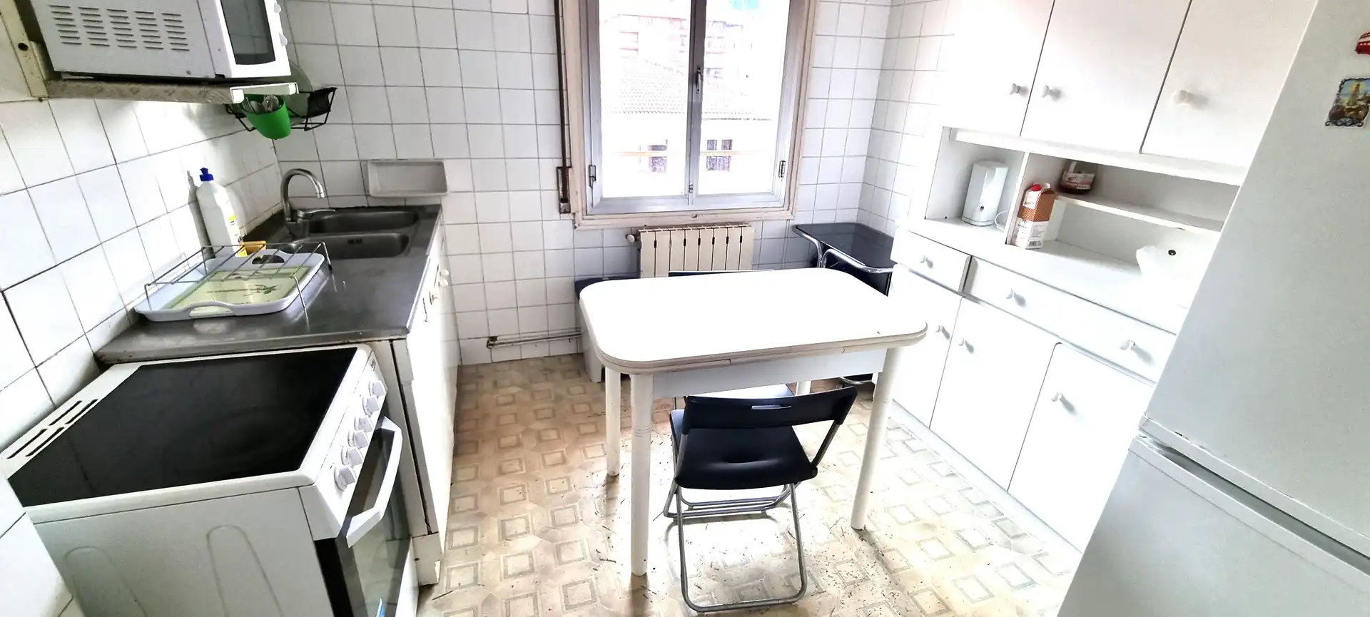 Cocina de Piso de alquiler en Bilbao  con Calefacción, Amueblado y Horno