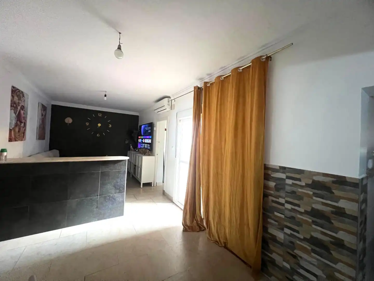 Casa con terraza en venta en Caballero Bonald - San José Obrero - Guadalcacín, imagen 2