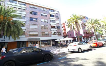 Vista exterior de Pis en venda en Las Palmas de Gran Canaria amb Terrassa, Traster i Balcó