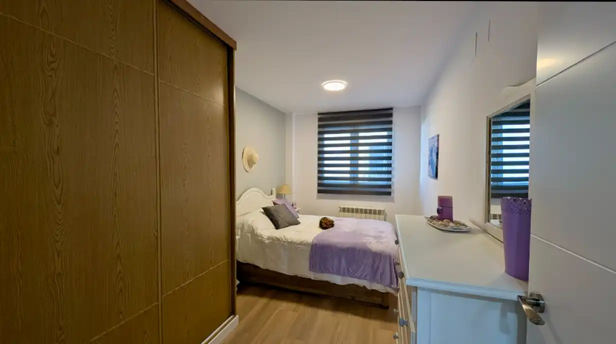 Bedroom of Flat for rent in Armilla  with Air Conditioner, Heating and Parquet flooring