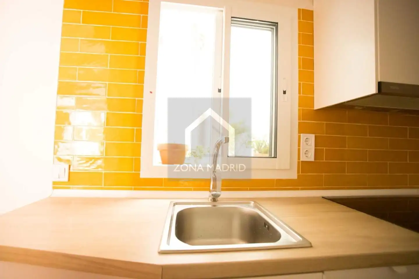 Flat with lift for sale in Calle de la Huerta del Bayo, imagen 5