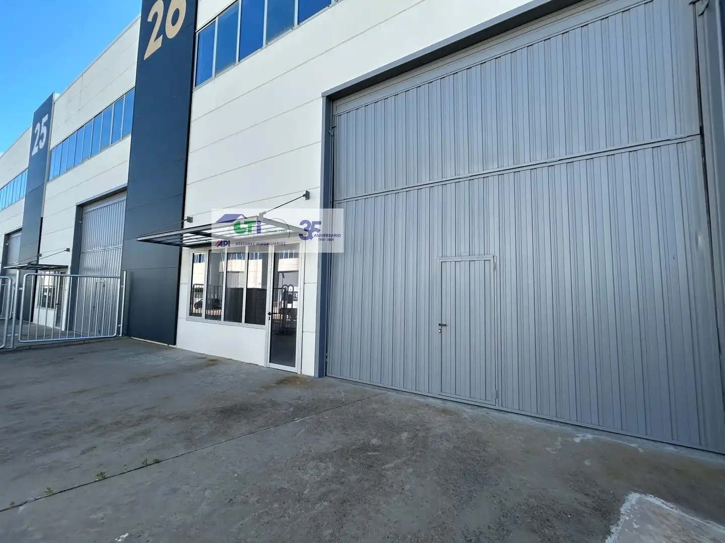 Industrial building for sale in PARQUE EMPRESARIAL MIRAFLORES, imagen 2