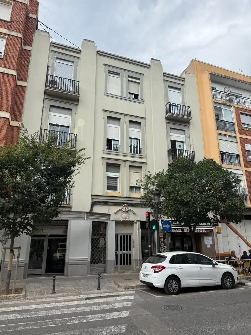 Pis amb terrassa en venda a Avenida de Burjasot 259, imagen 3
