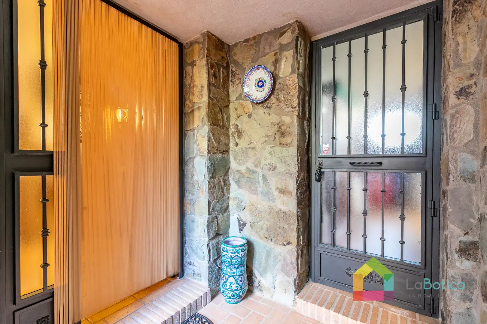Casa o xalet en venda en Nambroca amb Aire condicionat, Calefacció i Jardí privat
