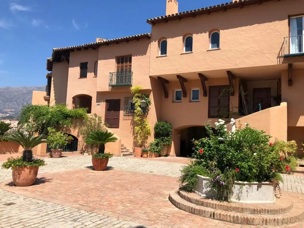 Vivienda con piscina en venta en Nueva Andalucía, imagen 18
