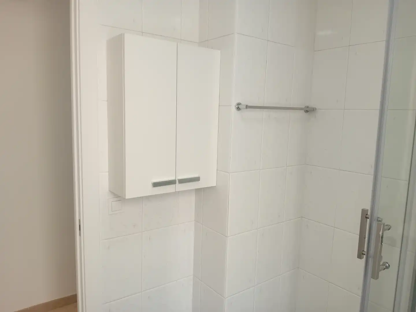 Baño de Piso en venta en Girona con Calefacción, Terraza y Internet