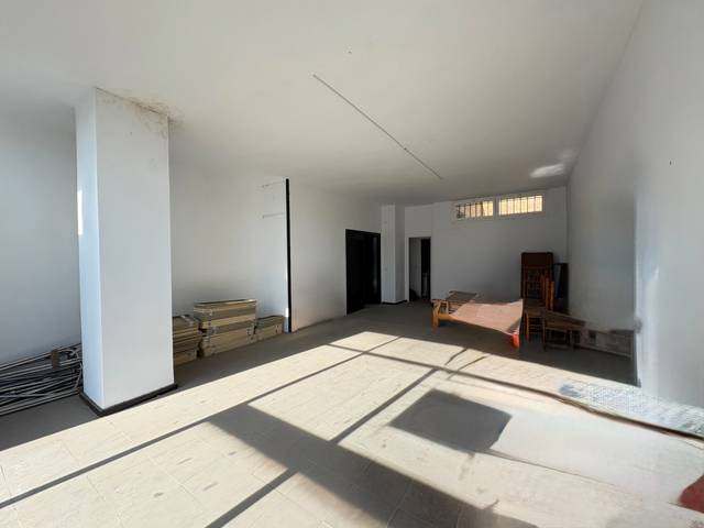 Local comercial en Venta en Oeste