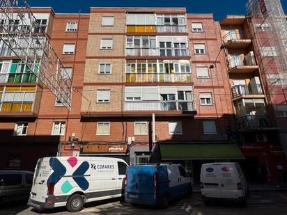 Exterior view of Flat for sale in Valladolid Capital  with Heating, Parquet flooring and Furnished