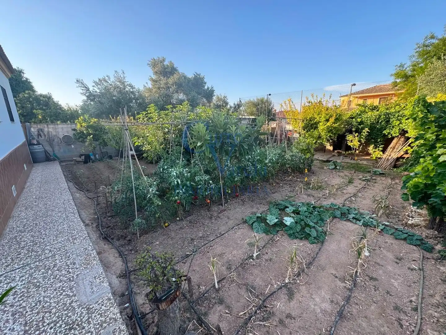 Finca rústica en venda en Dos Hermanas amb Aire condicionat, Calefacció i Jardí privat