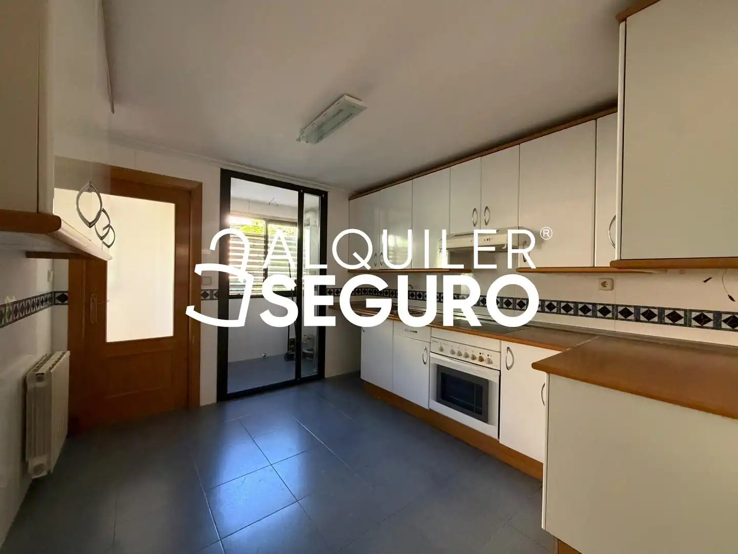 Piso de alquiler en infante don luis, Sector B