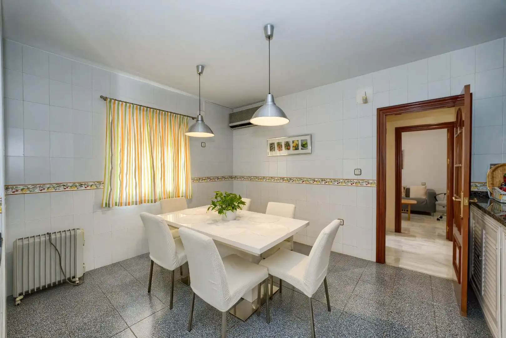 Dining room of Houses for sale in Tomares  with Air Conditioner, Heating and Private garden