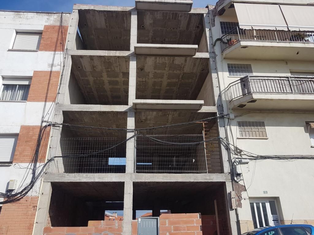 Exterior view of Single-family semi-detached for sale in Esparreguera