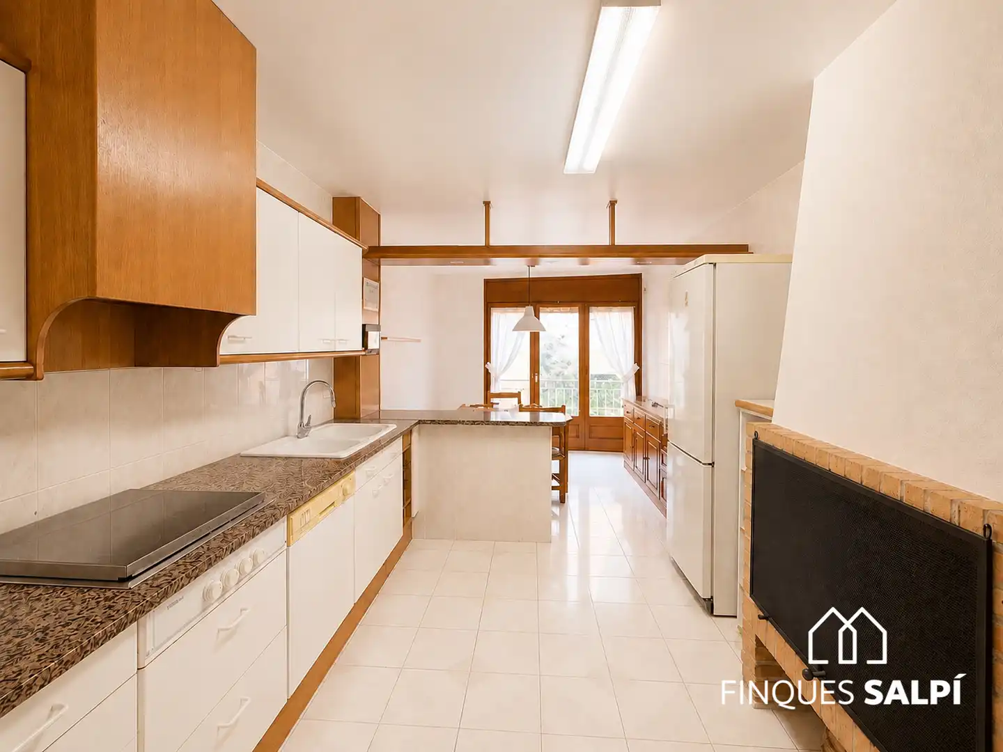 Cocina de Casa adosada en venta en La Jonquera con Calefacción y Trastero