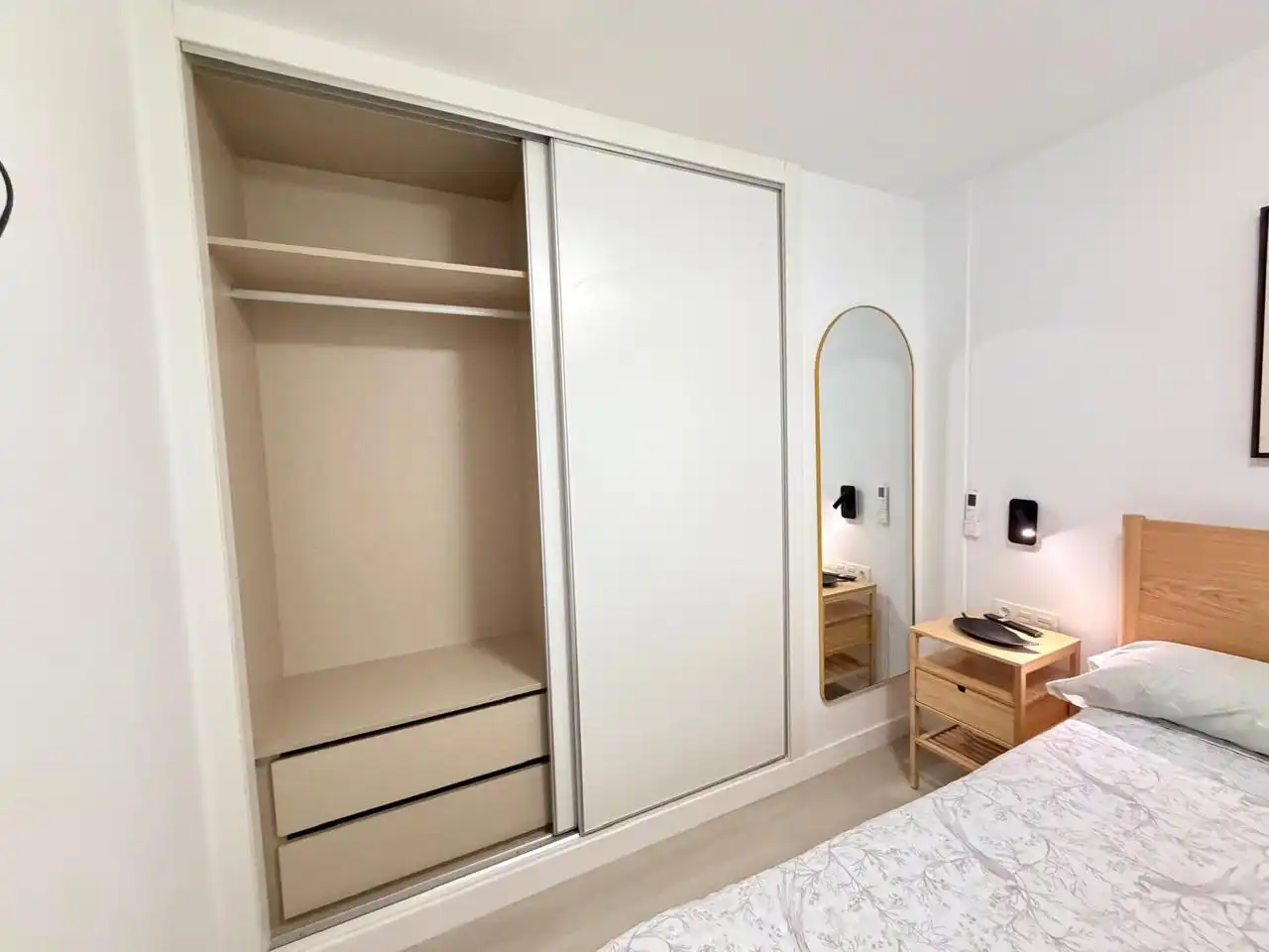 Bedroom of Flat for rent in Mogán  with Air Conditioner, Terrace and Furnished