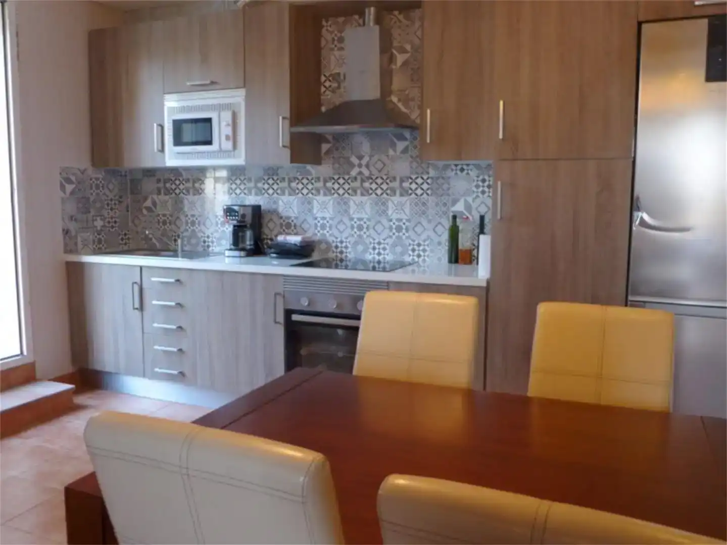 Cocina de Casa adosada en venta en Cabra con Jardín privado, Trastero y Piscina