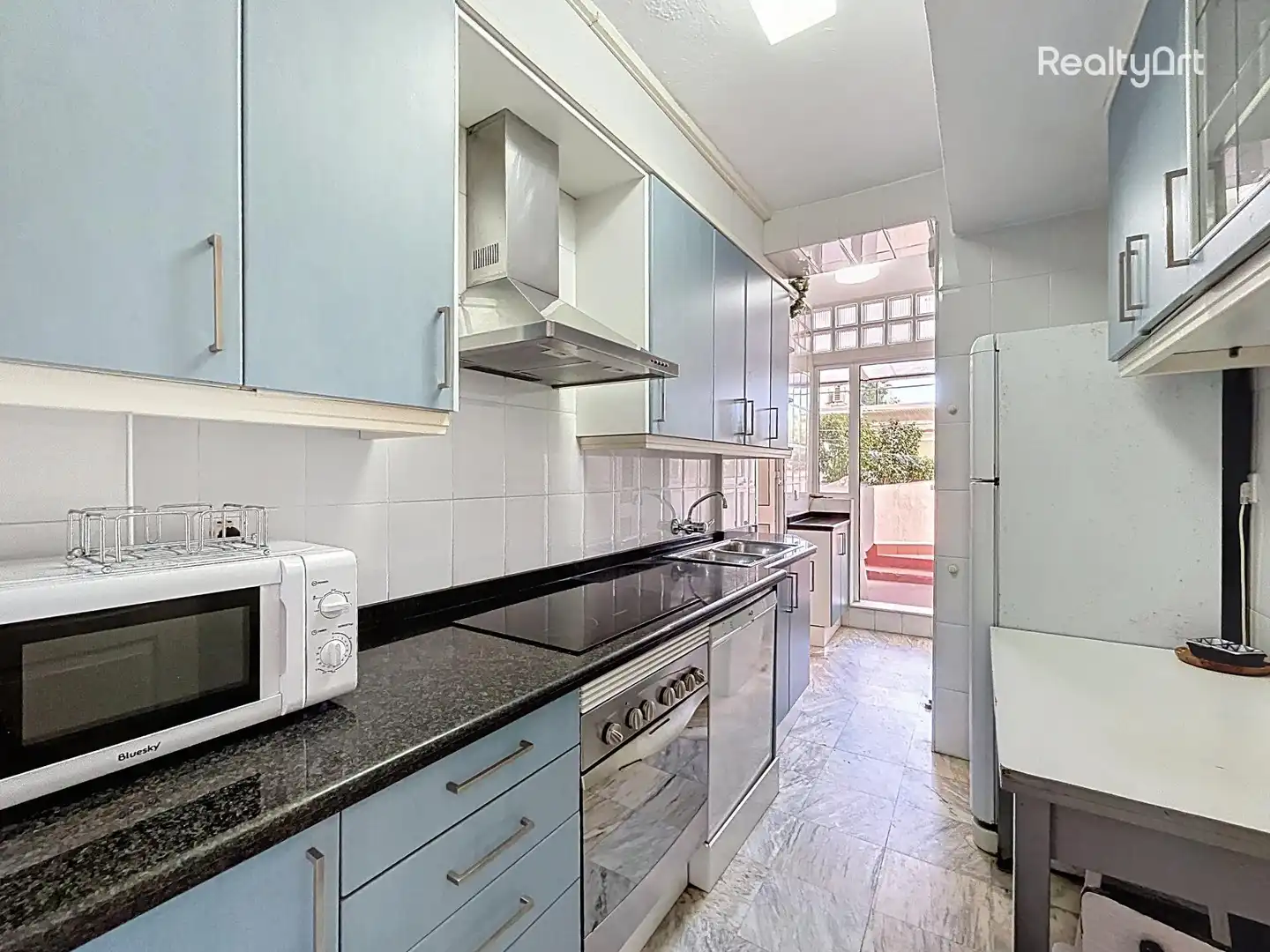 Kitchen of Flat for sale in Sevilla  with Air Conditioner, Terrace and Balcony