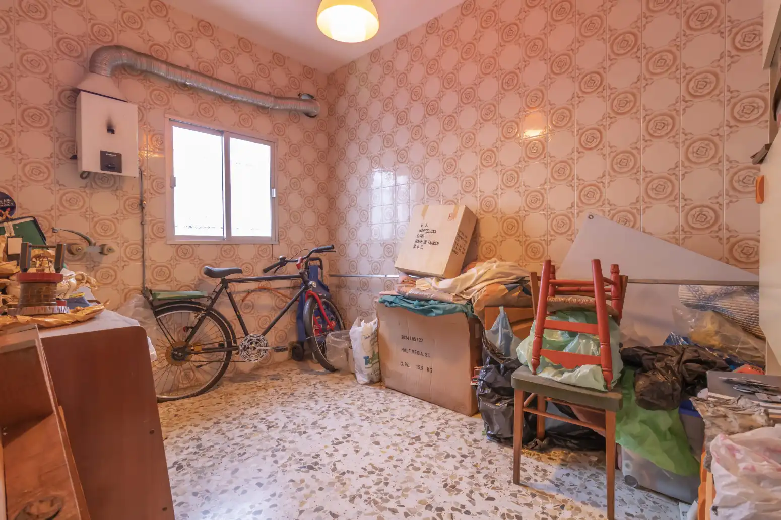 Einfamilien-Reihenhaus zum Verkauf in Brenes mit Terrasse, Möbliert und Balkon