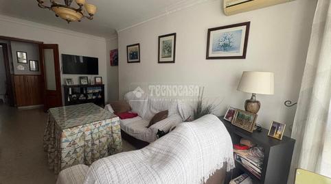 Foto 5 de Piso en venta en Avda Quinto Centenario, V Centenario - Piletas - Capuchinos, Cádiz