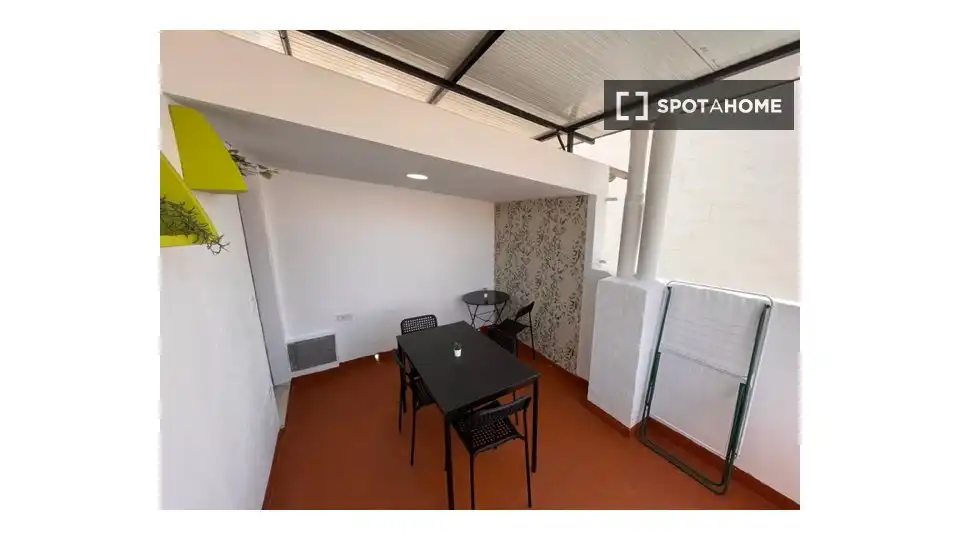 Terrassa de Pis per a compartir en Novelda amb Aire condicionat, Terrassa i Moblat