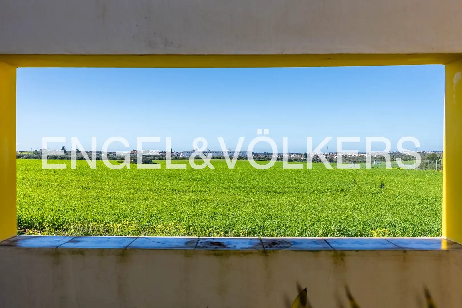 Houses for sale in Valencina de la Concepción  with Air Conditioner, Heating and Private garden