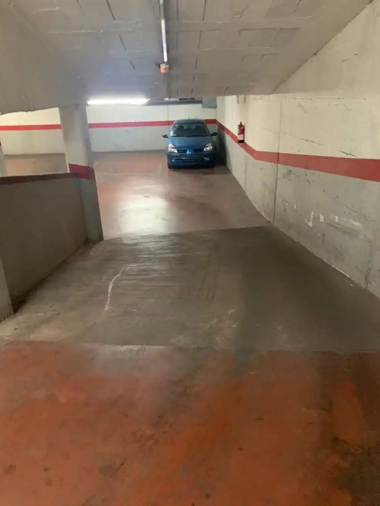Garatge en venda a Carrer de Pau Claris, 34, Barri del Centre
