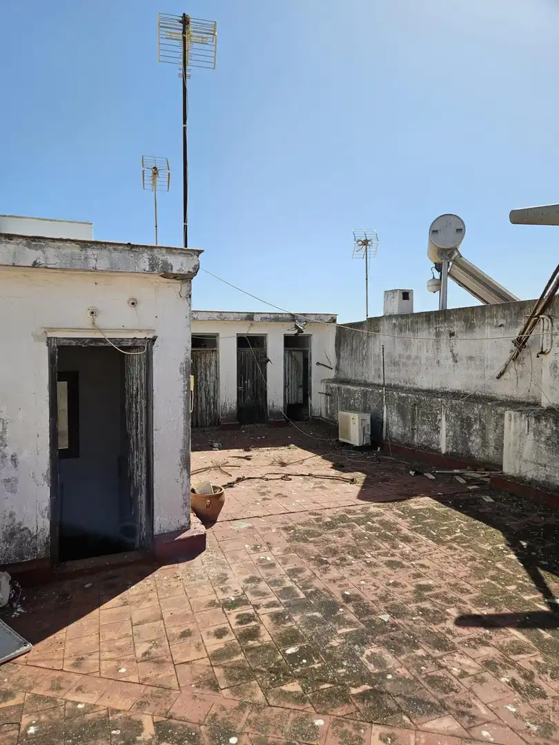 Vista exterior de Pis en venda en Estepona amb Terrassa i Balcó