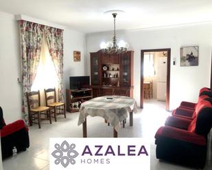 Sala d'estar de Finca rústica en venda en Guadalcázar amb Aire condicionat