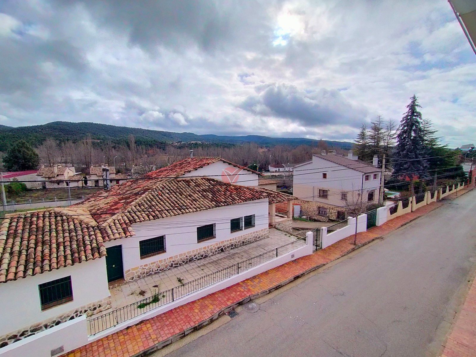 Vista exterior de Casa o chalet en venta en Villalba de la Sierra con Calefacción