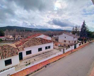 Exterior view of House or chalet for sale in Villalba de la Sierra  with Heating