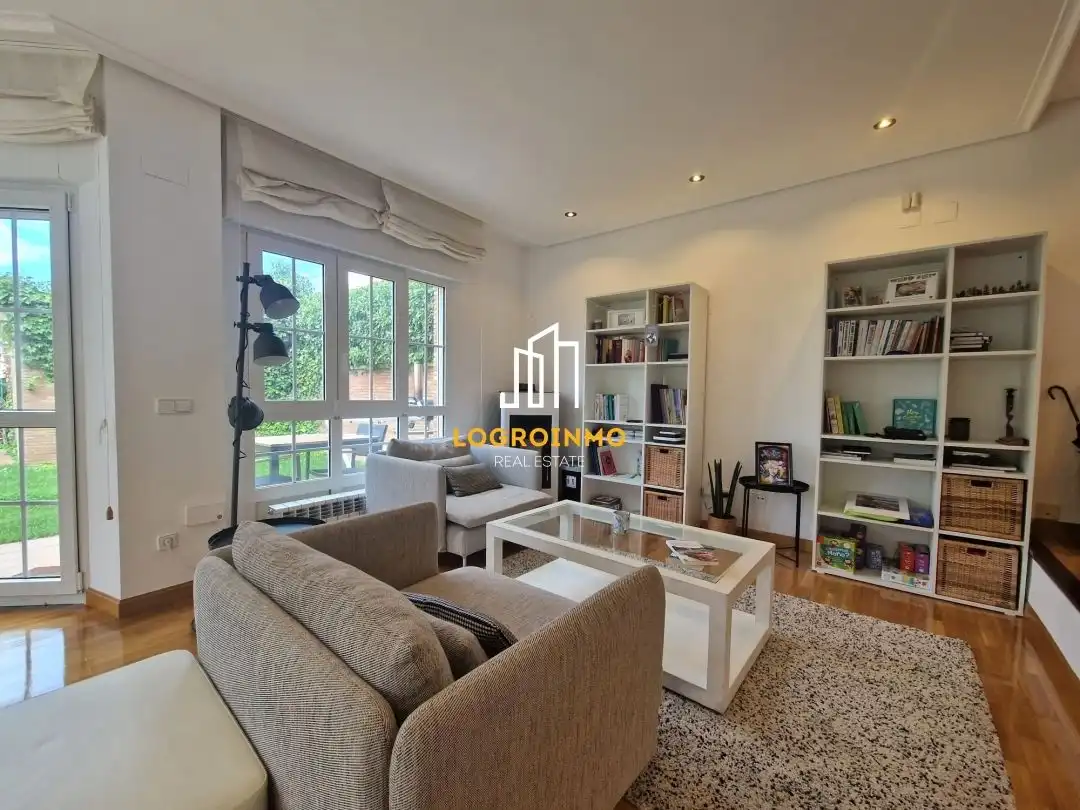 House with pool for sale in Avda. Madrid, imagen 14