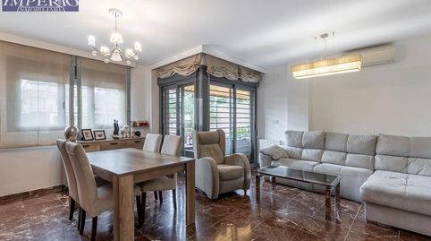Foto 5 de Casa adosada en venta en Calle Margarita, Poniente, Armilla