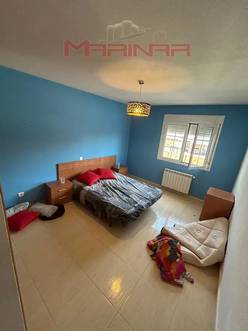 Schlafzimmer von Einfamilien-Reihenhaus zum Verkauf in Illescas mit Klimaanlage, Heizung und Privatgarten