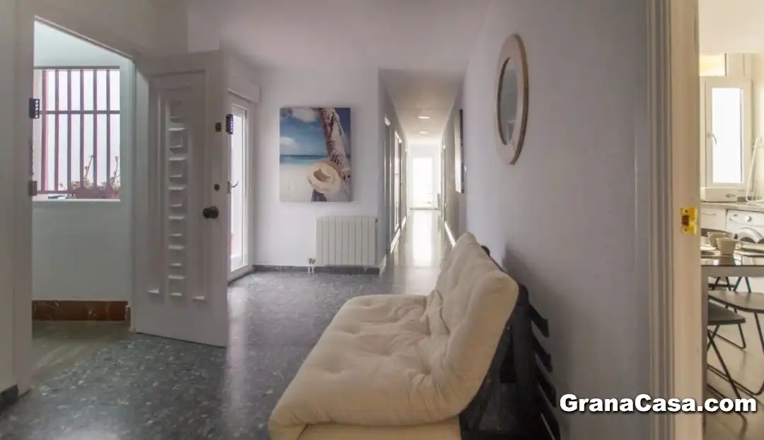 Dachboden zur untervermieten in Granada mit Klimaanlage, Heizung und Privatgarten