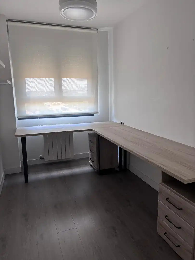 Flat for sale in  Valencia Capital  with Air Conditioner, Terrace and Swimming Pool