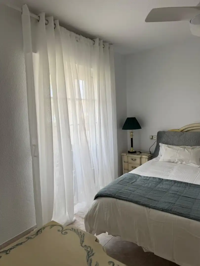 Schlafzimmer von Haus oder Chalet zur Miete in L'Alfàs del Pi mit Klimaanlage, Heizung und Privatgarten