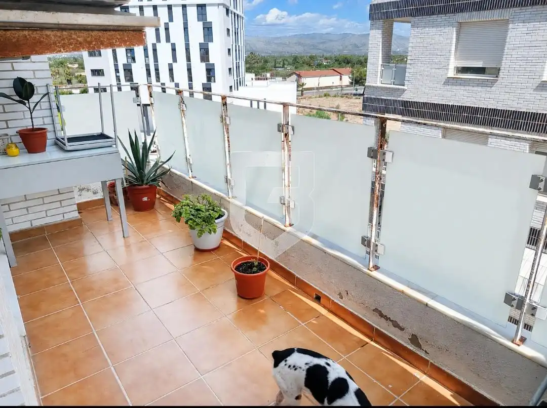 Terrassa de Pis en venda en Castellón de la Plana / Castelló de la Plana amb Aire condicionat, Terrassa i Moblat