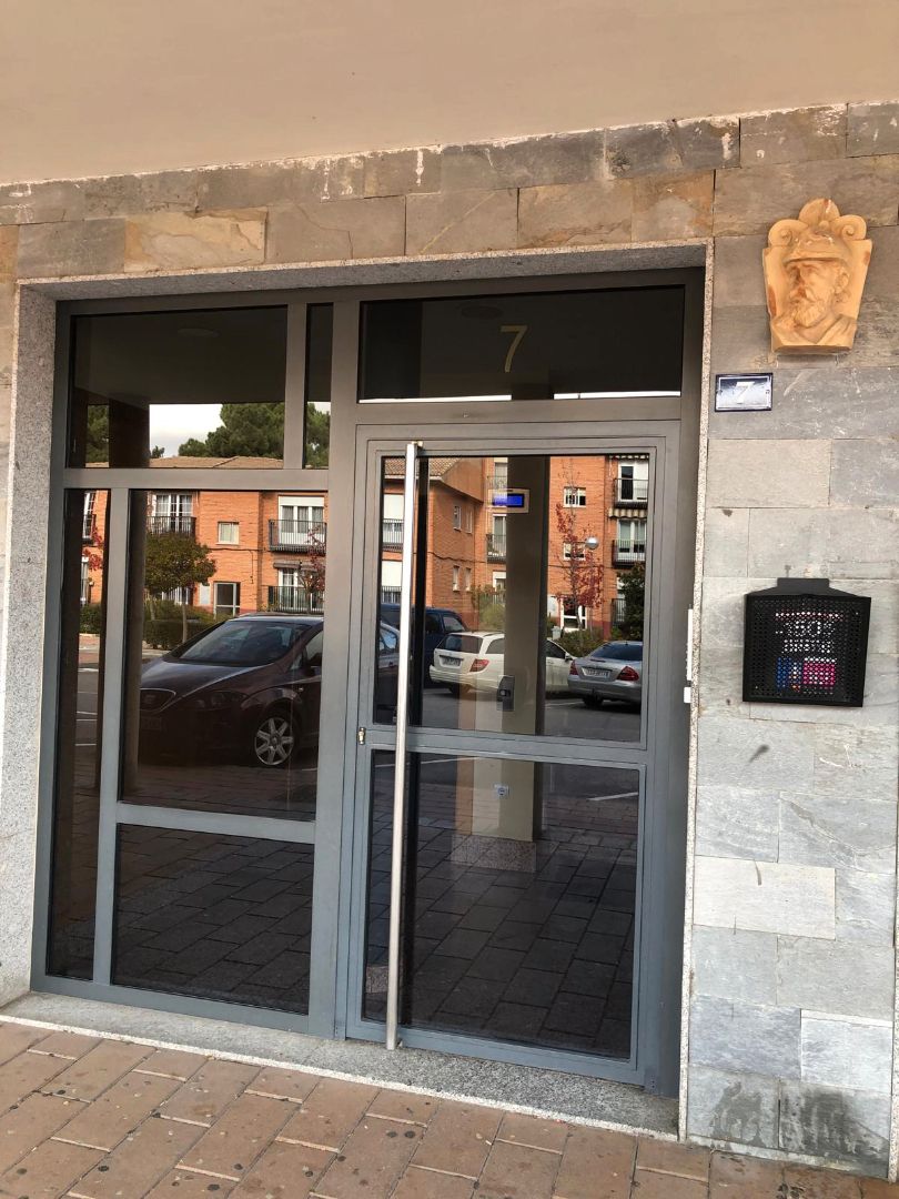 Piso en venta en Arévalo con Calefacción, Amueblado y Internet