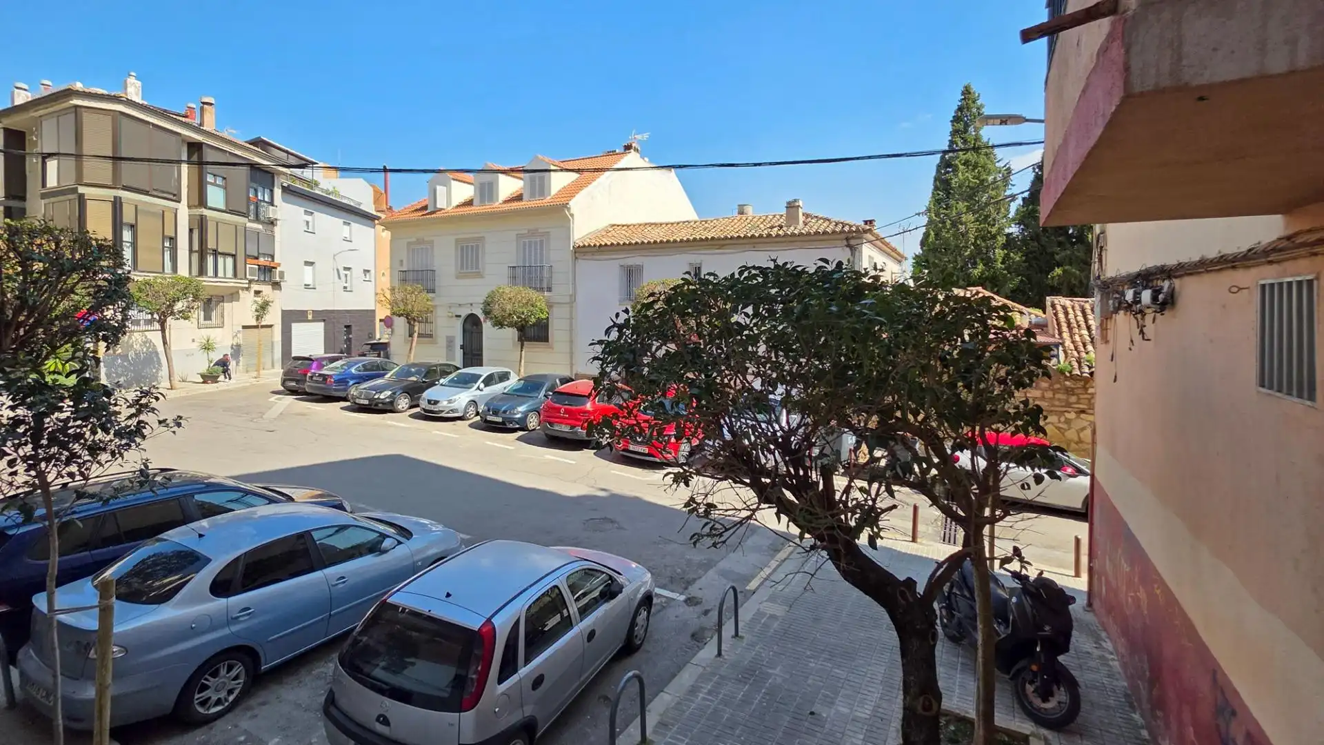 Außenansicht von Büro zum Verkauf in Jaén mit Klimaanlage