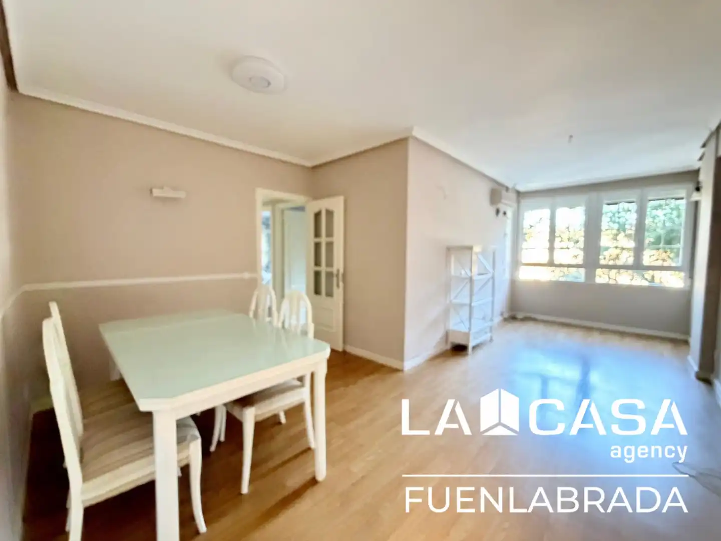 Exterior view of Flat for sale in Fuenlabrada  with Oven and Washing machine