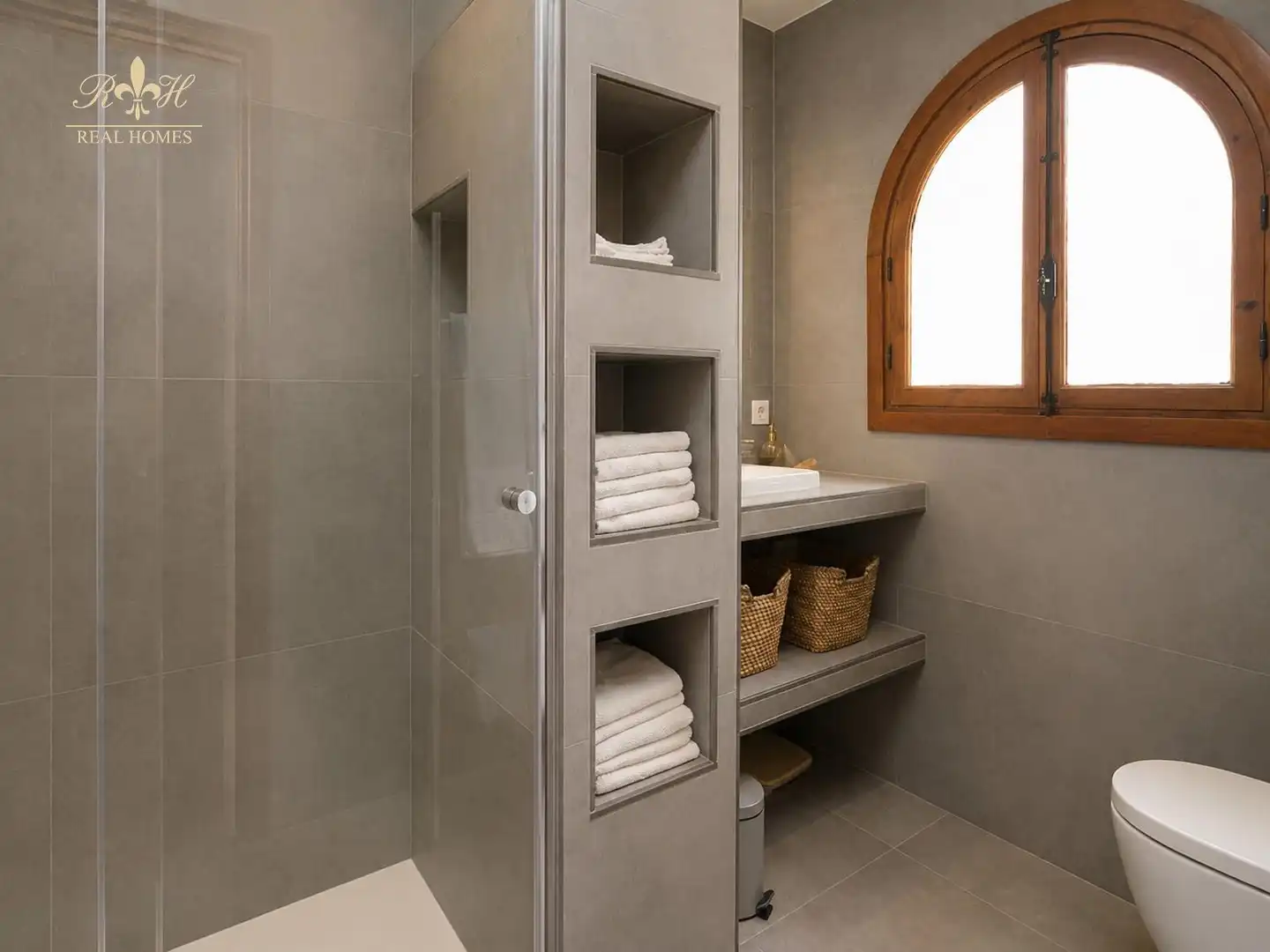 Badezimmer von Einfamilien-Reihenhaus zum Verkauf in L'Alfàs del Pi mit Klimaanlage, Terrasse und Abstellraum