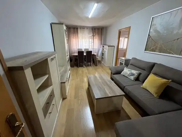 Piso de alquiler en De Santa Lucía, San Pablo