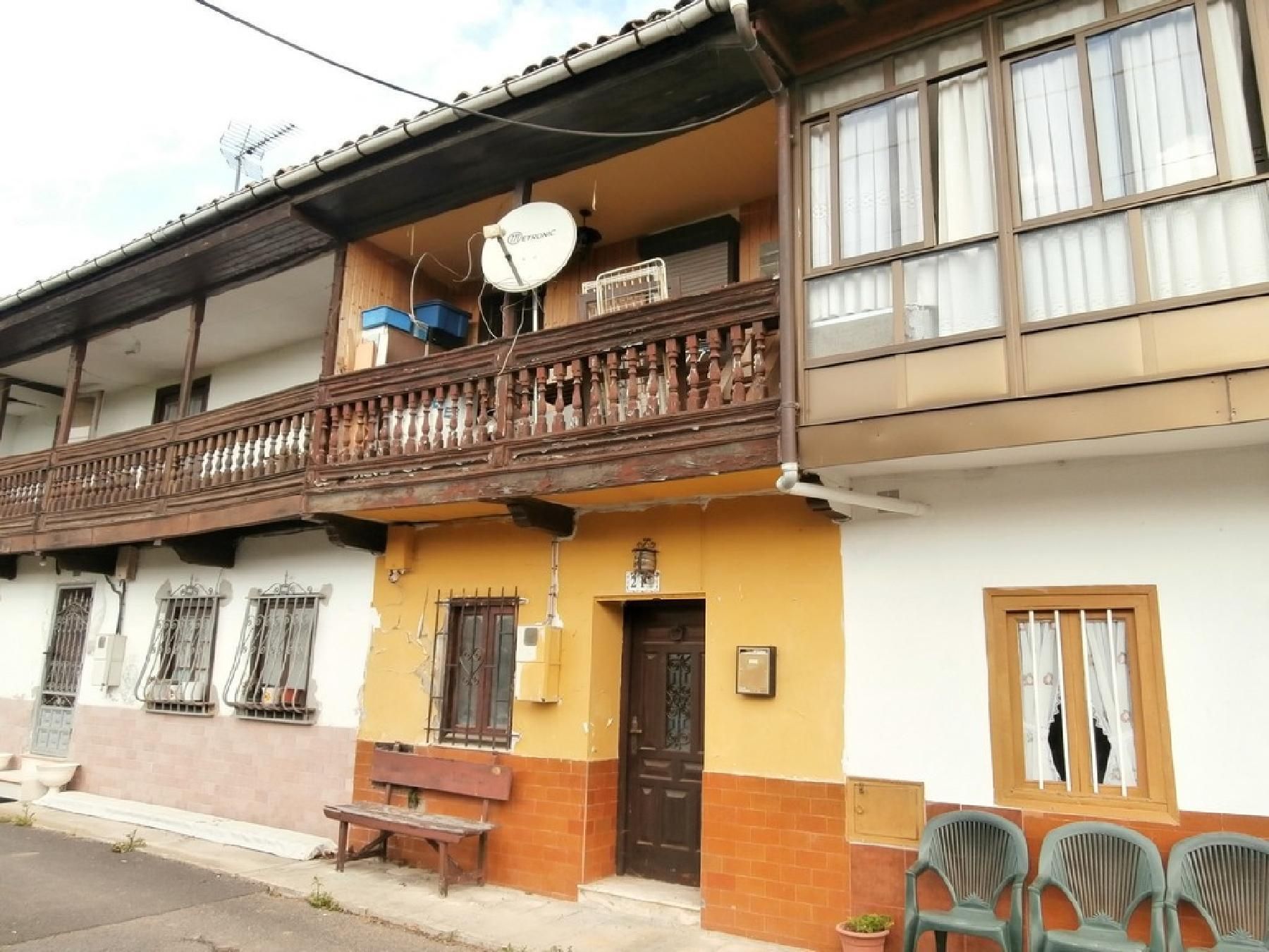 House or chalet for sale in Nava