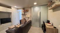 Flat for sale in  Madrid Capital  with Heating
