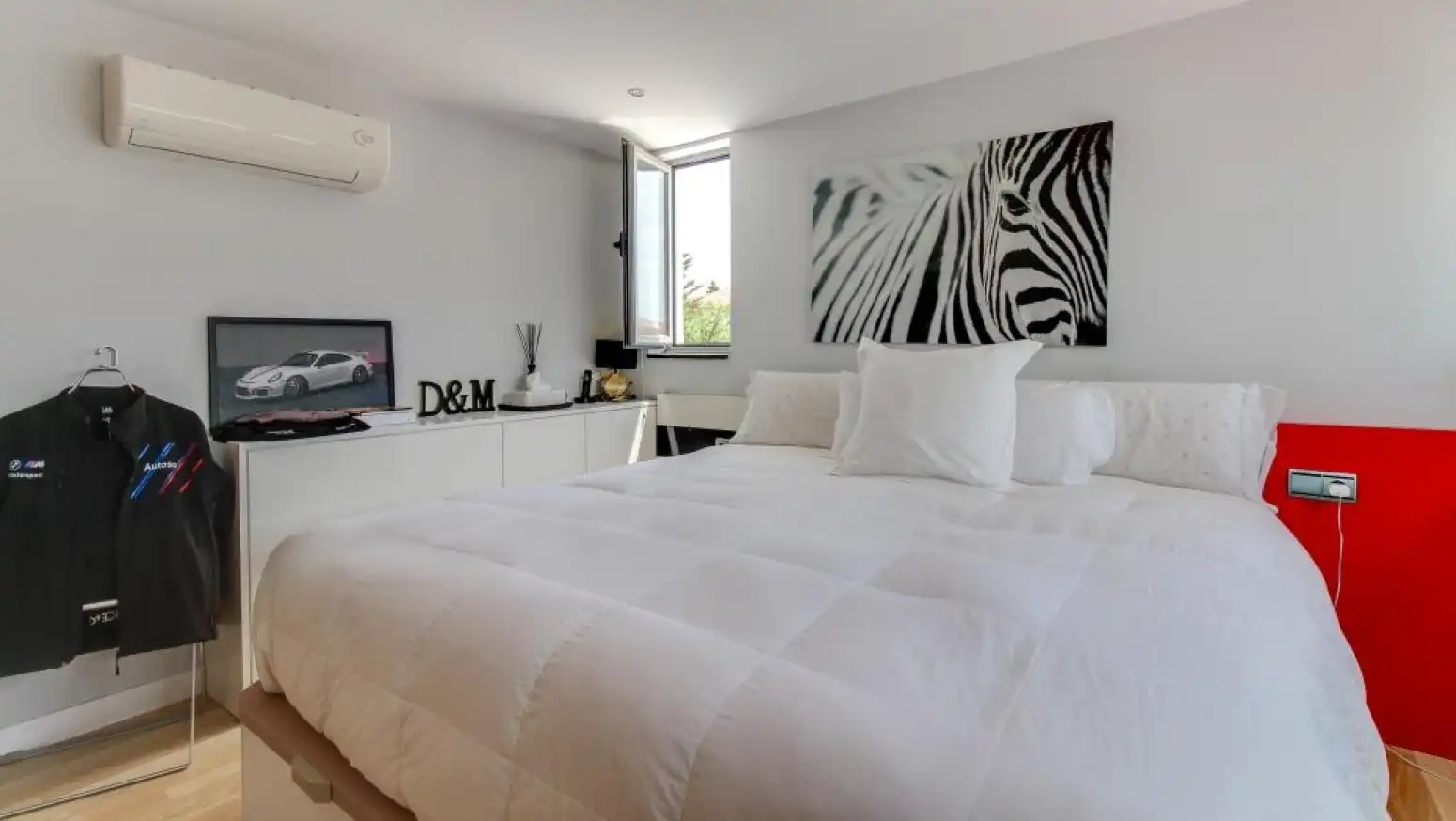 Schlafzimmer von Haus oder Chalet zum Verkauf in Villamayor mit Klimaanlage, Heizung und Privatgarten